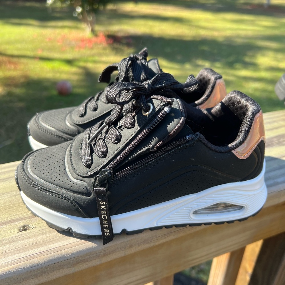 Skechers Kids Uno Gen1-zip and stride Sneakers, black